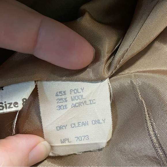 Vintage Outback Red Size 8, wool blend, single breasted blazer - Picture 9 of 17